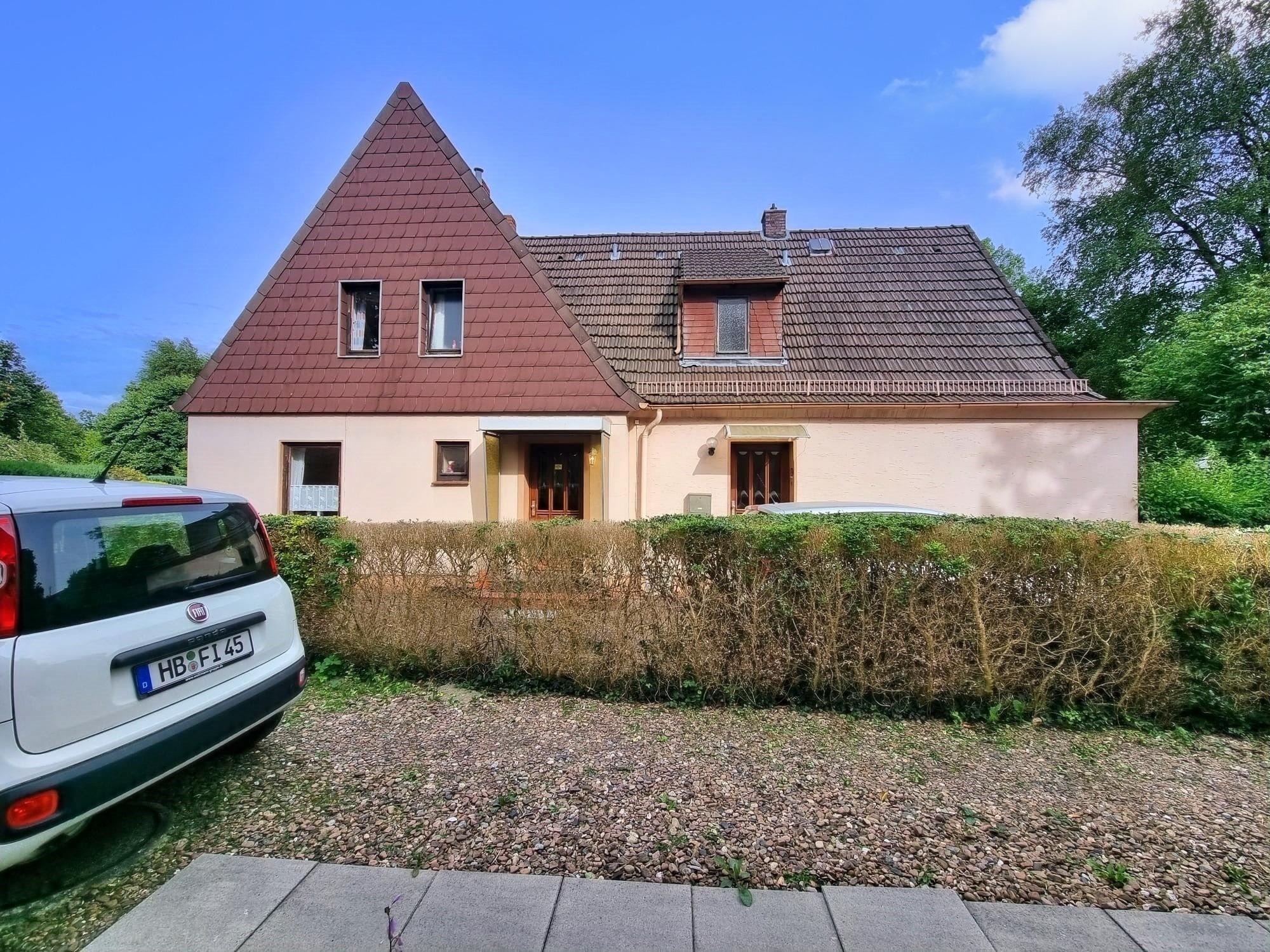 Mehrfamilienhaus zum Kauf 189.900 € 6,5 Zimmer 150 m²<br/>Wohnfläche 906 m²<br/>Grundstück Schönebeck Bremen 28757