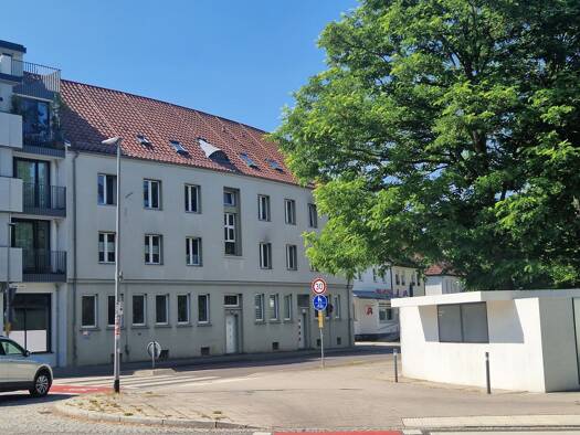 Wohnung zur Miete 920 € 5 Zimmer 114 m² 1. Geschoss frei ab sofort Ziebigker Straße 59 Siedlung Dessau-Roßlau 06846