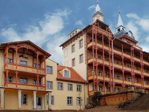 Terrassenwohnung zur Miete 1.800 € 5 Zimmer 141 m² 2. Geschoss frei ab 01.06.2026 Radebeul 01445