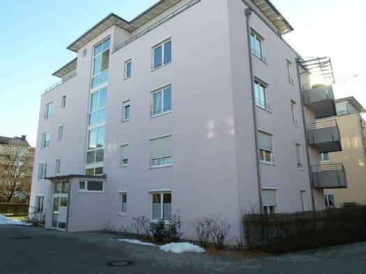 Wohnung zur Miete 890 € 2 Zimmer 84 m² EG frei ab sofort Berchtesgadener Straße 7 a Burghausen 84489