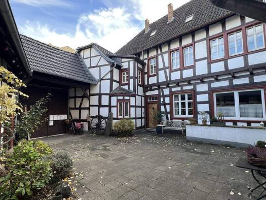 Einfamilienhaus zum Kauf 870.000 € 15 Zimmer 391 m² 956 m² Grundstück Oberdollendorf Königswinter 53639