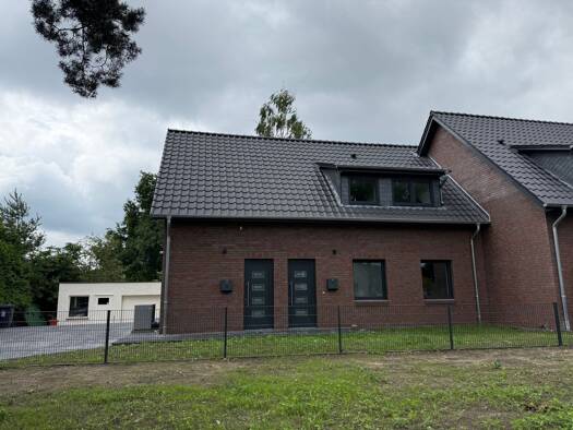 Wohnung zur Miete - Erstbezug 790 € 3 Zimmer 75 m² Lüneburger Str. 158c Soltau 29614