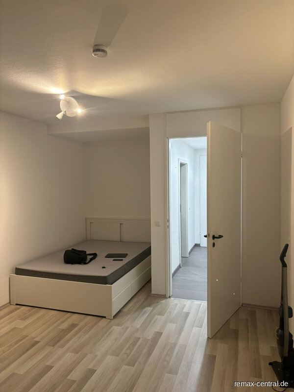 Wohnung zum Kauf 295.000 € 1 Zimmer 33 m²<br/>Wohnfläche 1.<br/>Geschoss 01.01.2025<br/>Verfügbarkeit Graggenau München