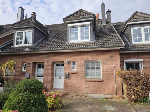 Reihenmittelhaus zum Kauf 329.000 € 5 Zimmer 106,6 m² Elmenhorster Straße 13i Bargfeld-Stegen 23863