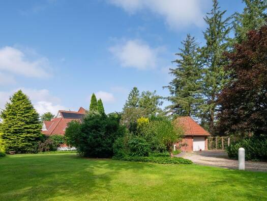 Einfamilienhaus zum Kauf 1.150.000 € 9 Zimmer 239 m² 3.007 m² Grundstück frei ab sofort Schobüll Husum 25813