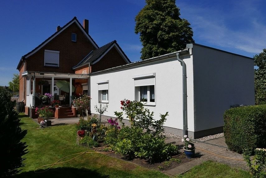 Einfamilienhaus zum Kauf 230.000 € 6 Zimmer 164 m²<br/>Wohnfläche 559 m²<br/>Grundstück Industrieviertel Neubrandenburg 17034