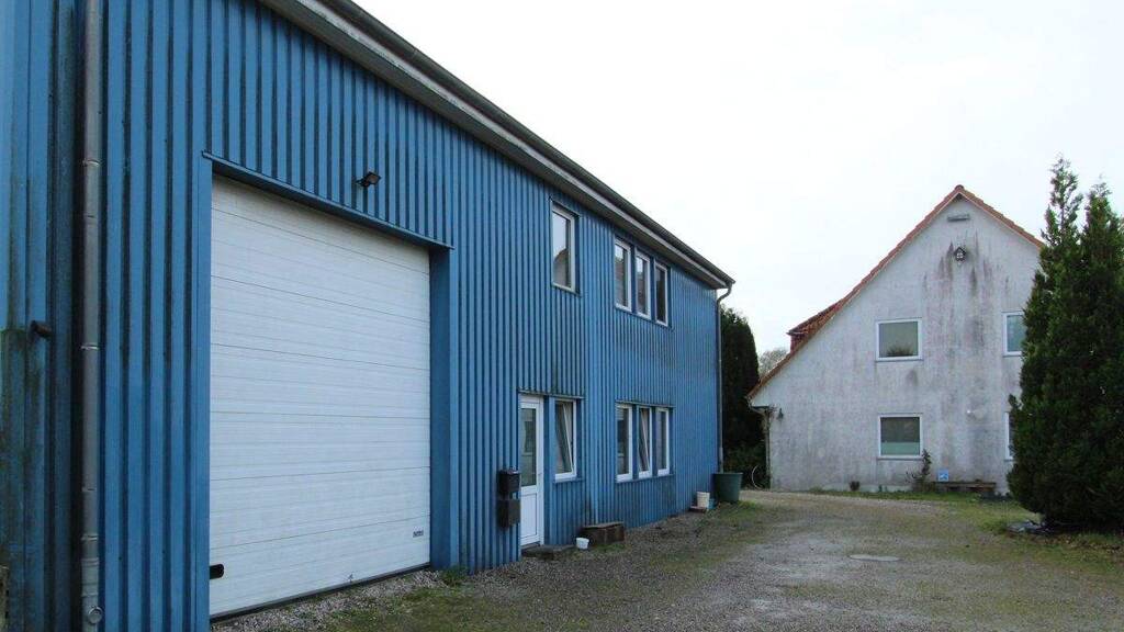 Laden zum Kauf 1.500.000 € 12 Zimmer 105 m² Verkaufsfläche Osdorf 24251