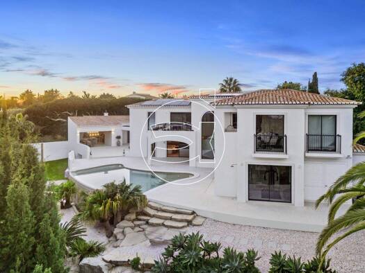 Villa zum Kauf 3.595.000 € 4 Zimmer 562 m² 1.595 m² Grundstück Travanca de Lagos 8600-117
