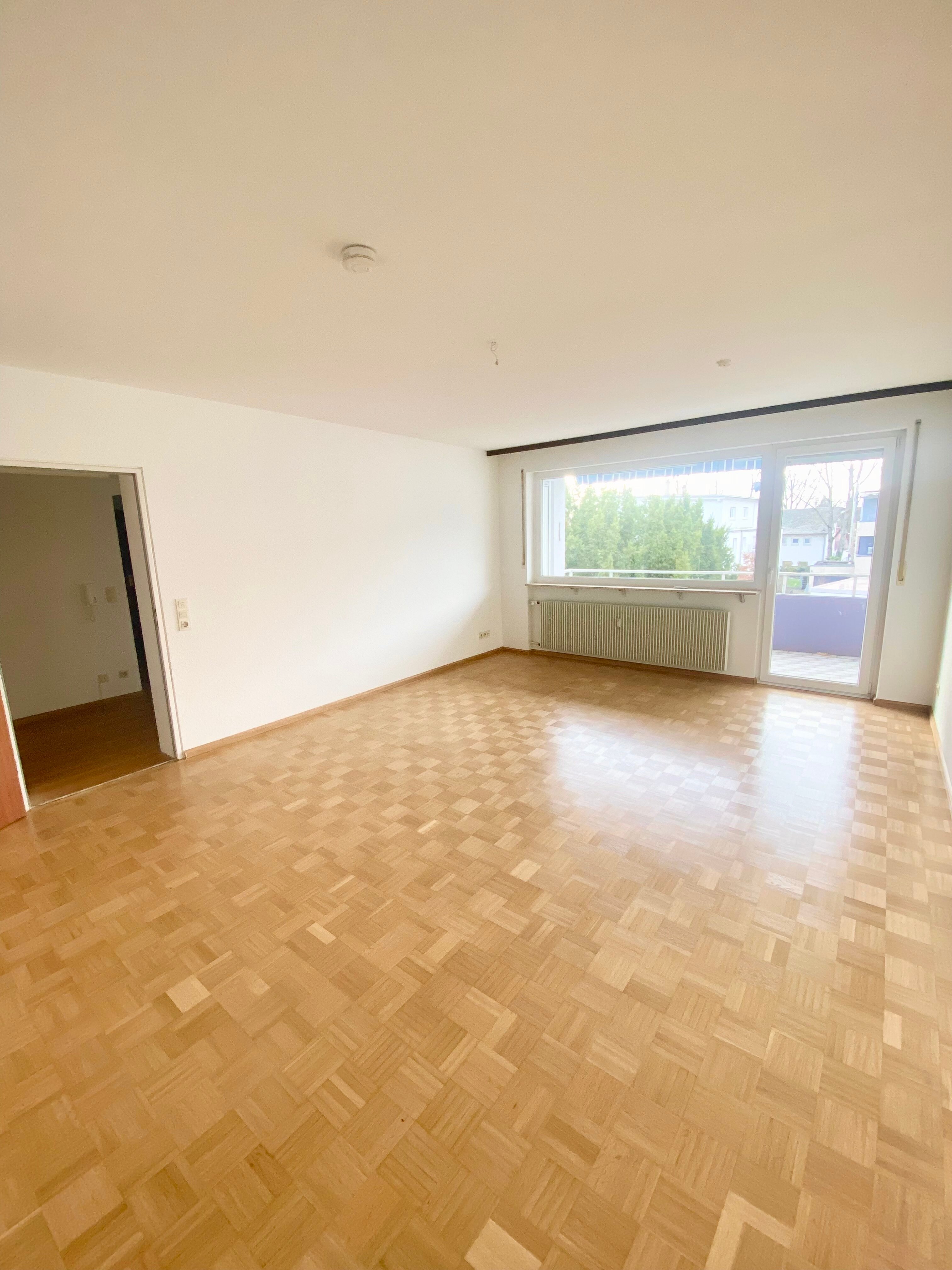 Wohnung zur Miete 1.280 € 3 Zimmer 90 m²<br/>Wohnfläche 01.04.2025<br/>Verfügbarkeit Weil am Rhein Weil am Rhein 79576