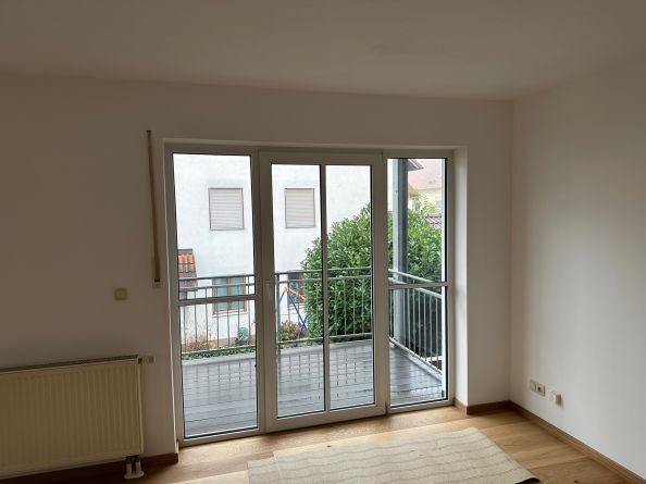 Wohnung zum Kauf 295.000 € 2 Zimmer 65 m²<br/>Wohnfläche 1.<br/>Geschoss Tegernheim 93105