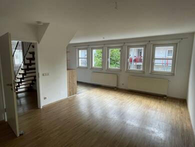 Wohnung zur Miete 800 € 2,5 Zimmer 72 m² Geschoss 1/2 frei ab sofort Wendelstein Wendelstein 90530