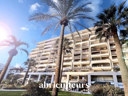 Wohnung zum Kauf 1.165.000 € 84 m² Place de Gaulle Antibes 06160