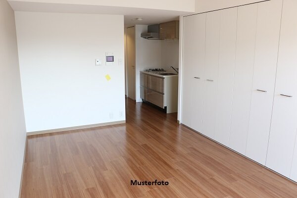 Wohnung zum Kauf 91.000 € 3 Zimmer 67 m²<br/>Wohnfläche Buchholz Duisburg 47249