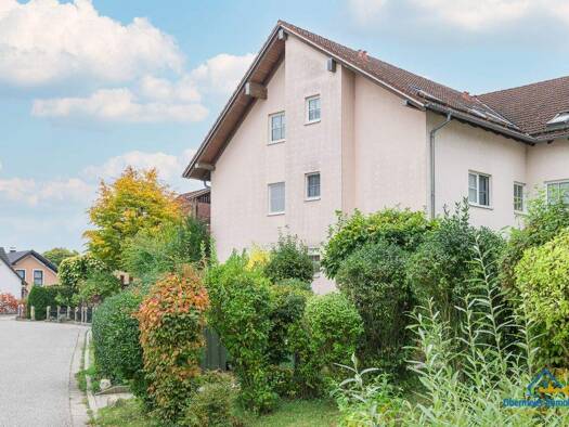 Wohnung zum Kauf 165.000 € 3 Zimmer 57 m² 2. Geschoss frei ab sofort Lindach Schierling 84069