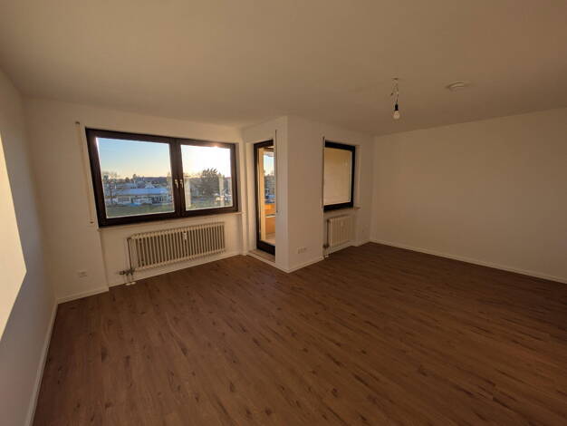 Wohnung zur Miete 780 € 2 Zimmer 61 m² 3. Geschoss frei ab 15.04.2026 Happurger Straße 4 Laufamholz Nürnberg 90482