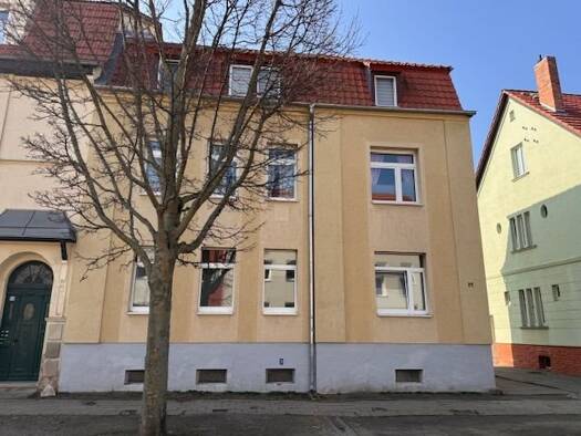 Mehrfamilienhaus zum Kauf als Kapitalanlage geeignet 249.000 € 9 Zimmer 248 m² 356 m² Grundstück Albert-Schweitzer-Straße 29 Quedlinburg 06484