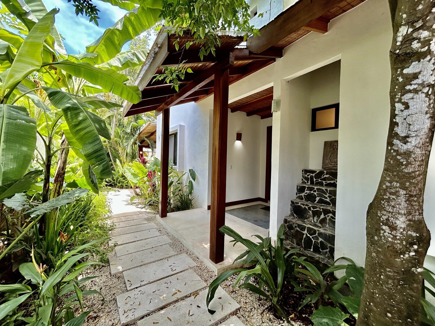 Einfamilienhaus zum Kauf 1.064.504 € 235 m²<br/>Wohnfläche 500 m²<br/>Grundstück MRC5+755  Playa Hermosa - Manzanillo Beach Rd  Pun Cobano District