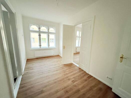 Wohnung zur Miete 990 € 4 Zimmer 98 m² 2. Geschoss Schicklerstraße 21 Eberswalde 16225