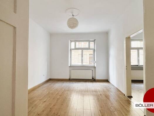Wohnung zum Kauf 227.000 € 3 Zimmer 74 m² 4 Geschosse frei ab sofort Innenstadt Fürth 90762