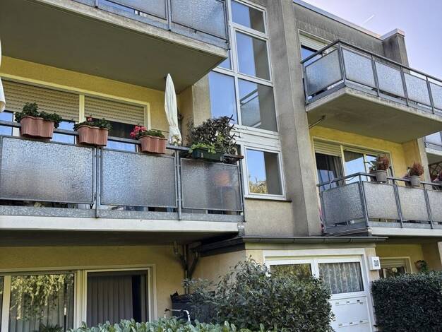 Wohnung zur Miete nur mit Wohnberechtigungsschein 325 € 2,5 Zimmer 57,2 m² 1. Geschoss frei ab 01.12.2026 Homberger Straße 330 Hochstraß Moers 47443