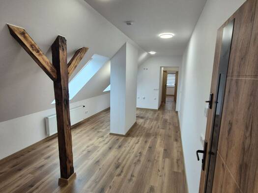 Wohnung zur Miete 432 € 2 Zimmer 43,2 m² Hauptstraße 32 Leuba Ostritz 02899
