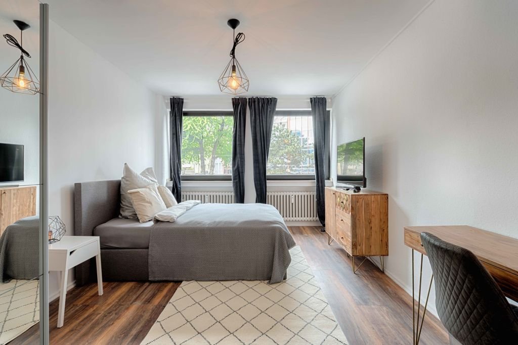 Wohnung zur Miete Wohnen auf Zeit 855 € 6 Zimmer 17 m²<br/>Wohnfläche 04.11.2024<br/>Verfügbarkeit Neue Weyer Straße 5 Altstadt - Süd Köln 50676