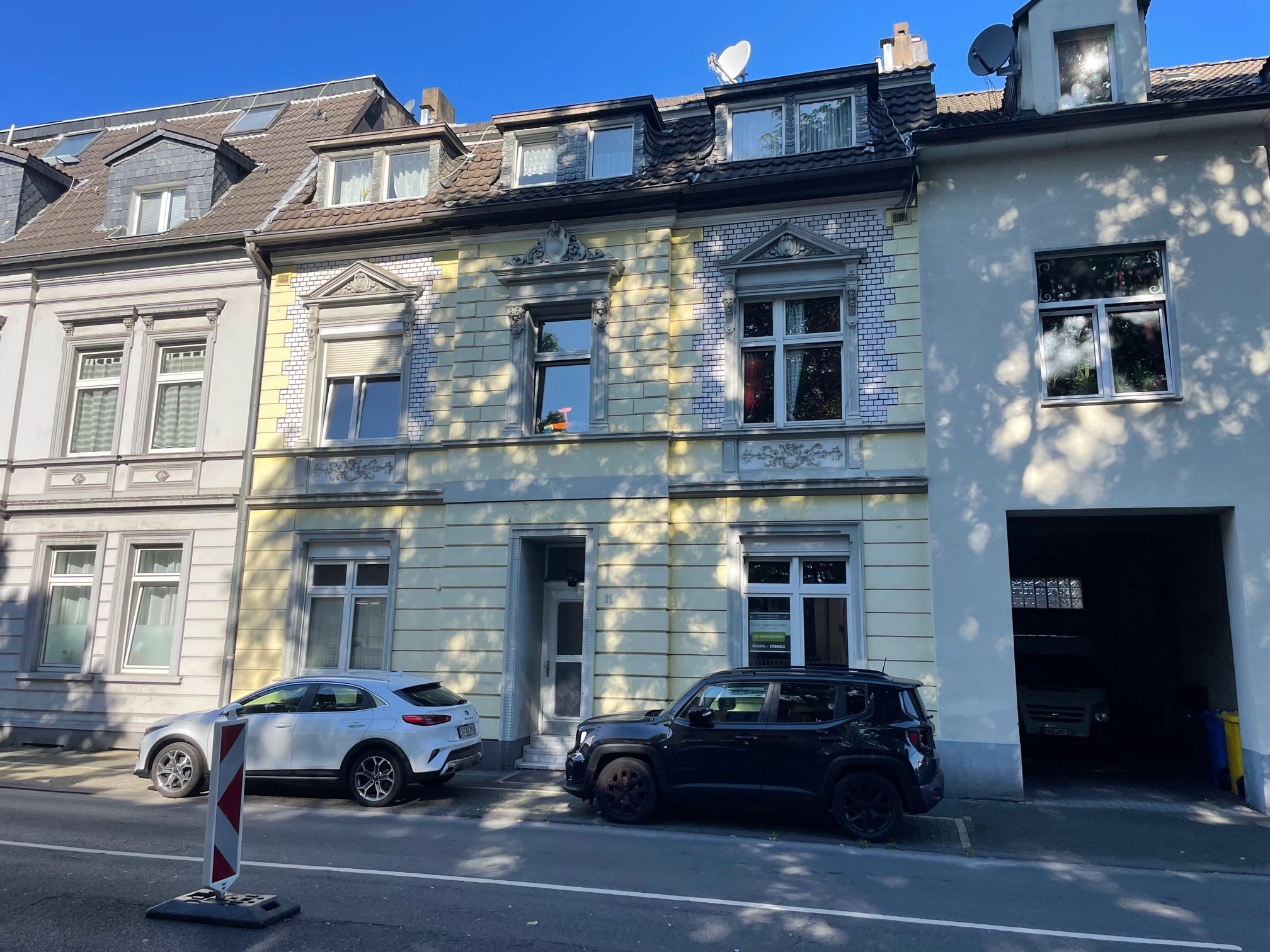 Studio zur Miete 385 € 1 Zimmer 40 m²<br/>Wohnfläche EG<br/>Geschoss ab sofort<br/>Verfügbarkeit Rathausstraße 11 Böckerhof - Pfaffenberg Solingen 42659