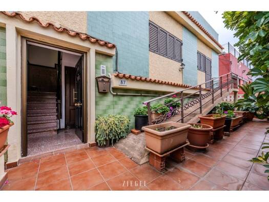 Villa zum Kauf 410.000 € 8 Zimmer 315 m² Carretera Lomo Blanco 87 Las Palmas de Gran Canaria 35017