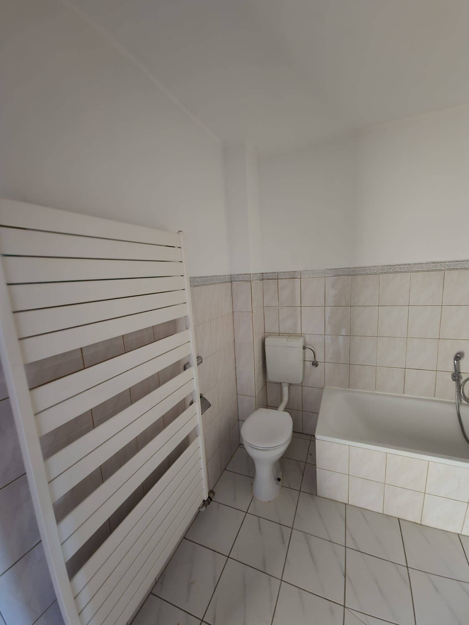 Property thumbnail 7