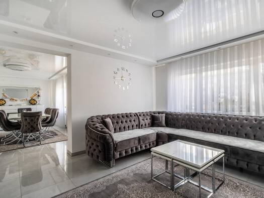 Wohnung zum Kauf 570.000 € 7 Zimmer 164,5 m² 1. Geschoss Singen 78224