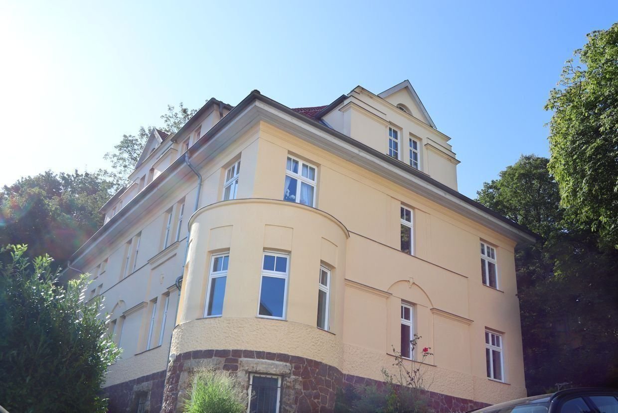 Mehrfamilienhaus zum Kauf 990.000 € 16 Zimmer 460 m²<br/>Wohnfläche 1.600 m²<br/>Grundstück ab sofort<br/>Verfügbarkeit Eisenach Eisenach 99817