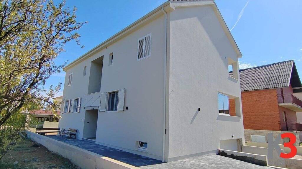 Haus zum Kauf 900.000 € 8 Zimmer 377 m² Kastela 0