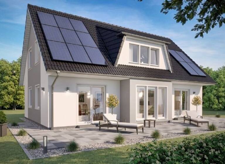 Mehrfamilienhaus zum Kauf provisionsfrei 443.795 € 6 Zimmer 165 m²<br/>Wohnfläche 933 m²<br/>Grundstück Geithain Geithain 04643