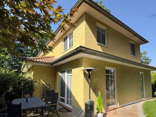 Doppelhaushälfte zur Miete 1.650 € 3 Zimmer 120 m² 750 m² Grundstück frei ab sofort Bendestorf 21227