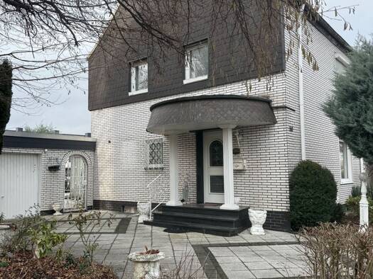 Reihenhaus zum Kauf provisionsfrei 320.000 € 6 Zimmer 130 m² 475 m² Grundstück Kernstadt Lippstadt 59557