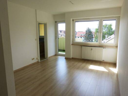 Wohnung zum Kauf 128.500 € 1,5 Zimmer 30 m² frei ab sofort Zollnerstraße 82 Bamberg 96052