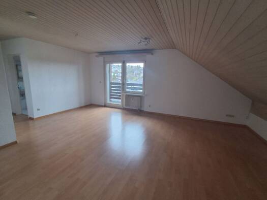 Studio zur Miete 690 € 2,5 Zimmer 70 m² Geschoss 4/5 frei ab sofort Sulzerstrasse 4 Lottstetten 79807