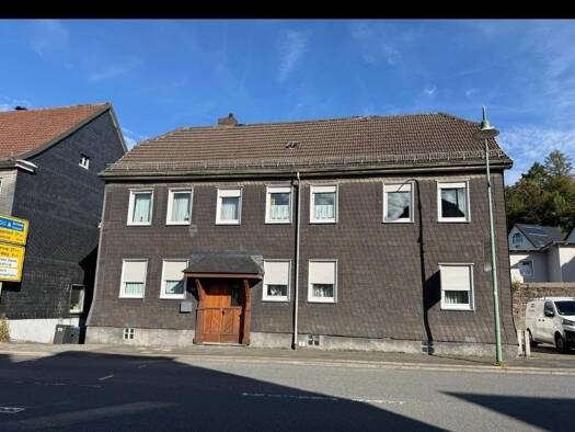 Einfamilienhaus zum Kauf provisionsfrei 179.000 € 8 Zimmer 125 m² 240 m² Grundstück Hauptstraße 10 Warstein Warstein 59581