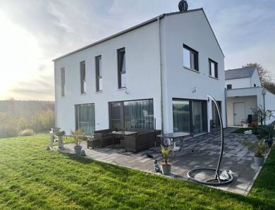 Haus zur Miete 1.580 € 6 Zimmer 156 m² frei ab 01.10.2025 Thomashof Üchtelhausen 97532