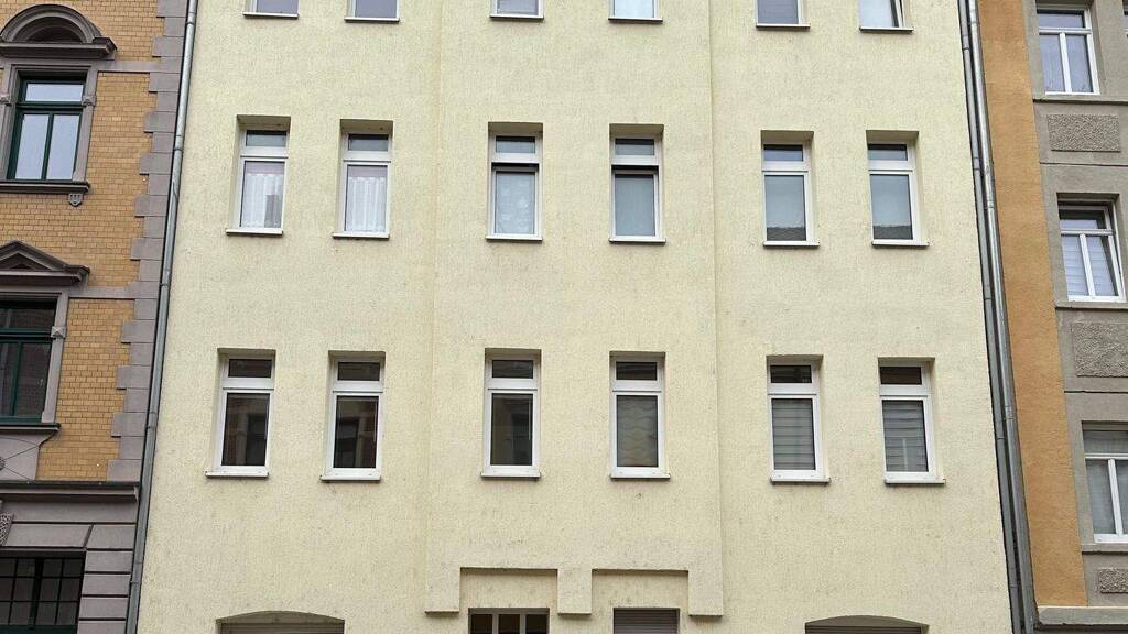 Wohnung zur Miete 290 € 2 Zimmer 50 m² 1. Geschoss frei ab sofort Lutherstraße 5 Weißenfels 06667