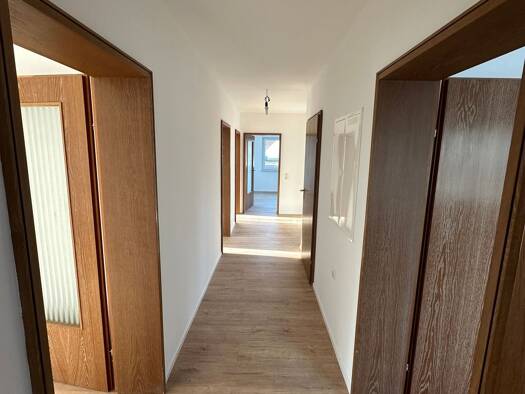 Wohnung zur Miete 1.430 € 4,5 Zimmer 110 m² Geschoss 2/3 frei ab 01.03.2026 Schwebheim 97525