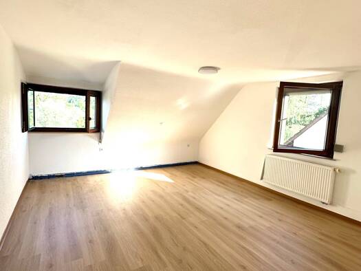 Wohnung zur Miete 1.350 € 5 Zimmer 125 m² Geschoss 1/2 frei ab sofort Neckarhausen Nürtingen 72622