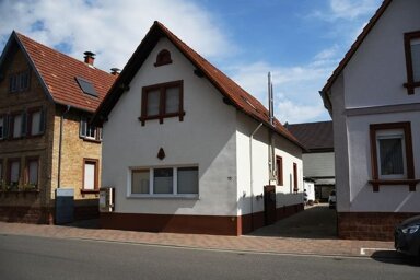 Einfamilienhaus zum Kauf 529.000 € 10 Zimmer 305 m² 630 m² Grundstück frei ab sofort Luitpoldstr. 15 Herxheim Herxheim 76863