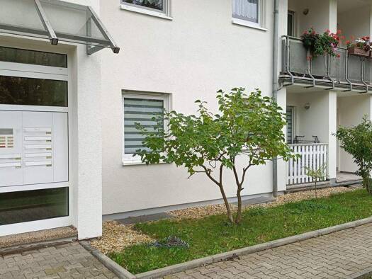 Wohnung zum Kauf als Kapitalanlage geeignet 95.000 € 3 Zimmer 77 m² Werdau 08412