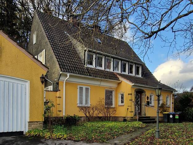 Einfamilienhaus zum Kauf 595.000 € 8 Zimmer 200 m² 2.500 m² Grundstück Ronsdorf Ronsdorf-Mitte / Nord 42369
