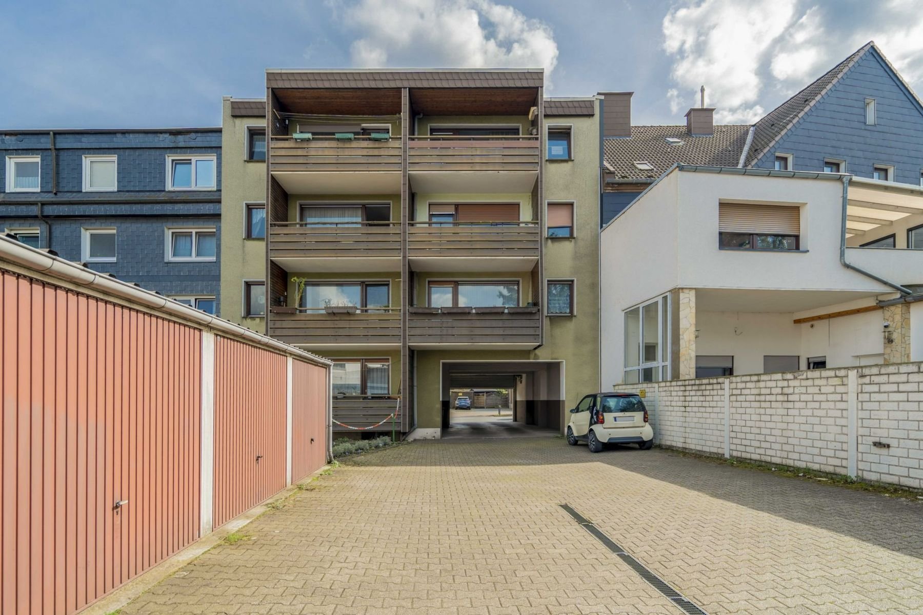 Wohn- und Geschäftshaus zum Kauf als Kapitalanlage geeignet 579.000 € 801,8 m²<br/>Fläche 871,2 m²<br/>Grundstück Alstaden - West Oberhausen 46049