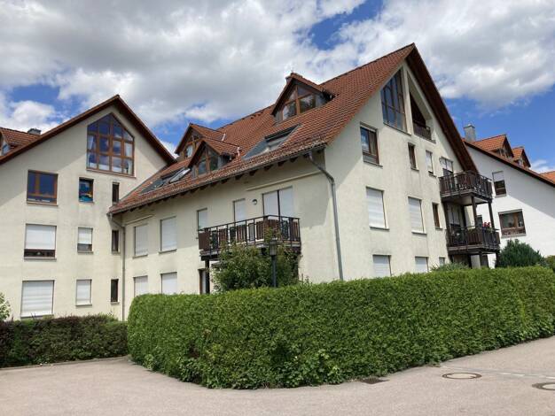 Maisonette zur Miete 420 € 2 Zimmer 60 m² 2. Geschoss frei ab 01.11.2026 Weißenbrunn 23 Steinpleis Werdau 08412