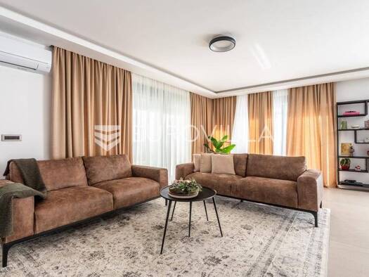 Villa zum Kauf - Erstbezug 1.200.000 € 4 Zimmer 320 m² Kaštel Gomilica Kaštel Sućurac 21212