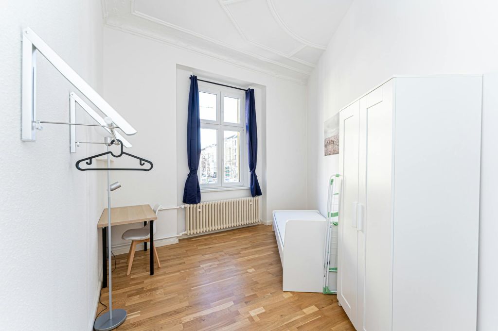 Wohnung zur Miete Wohnen auf Zeit 675 € 1 Zimmer 10 m²<br/>Wohnfläche 06.01.2025<br/>Verfügbarkeit KAISER-FRIEDRICH-STR Charlottenburg Berlin 10627