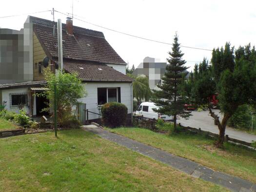 Doppelhaushälfte zum Kauf 99.000 € 4 Zimmer 80 m² 397 m² Grundstück Nespen Reichshof 51580